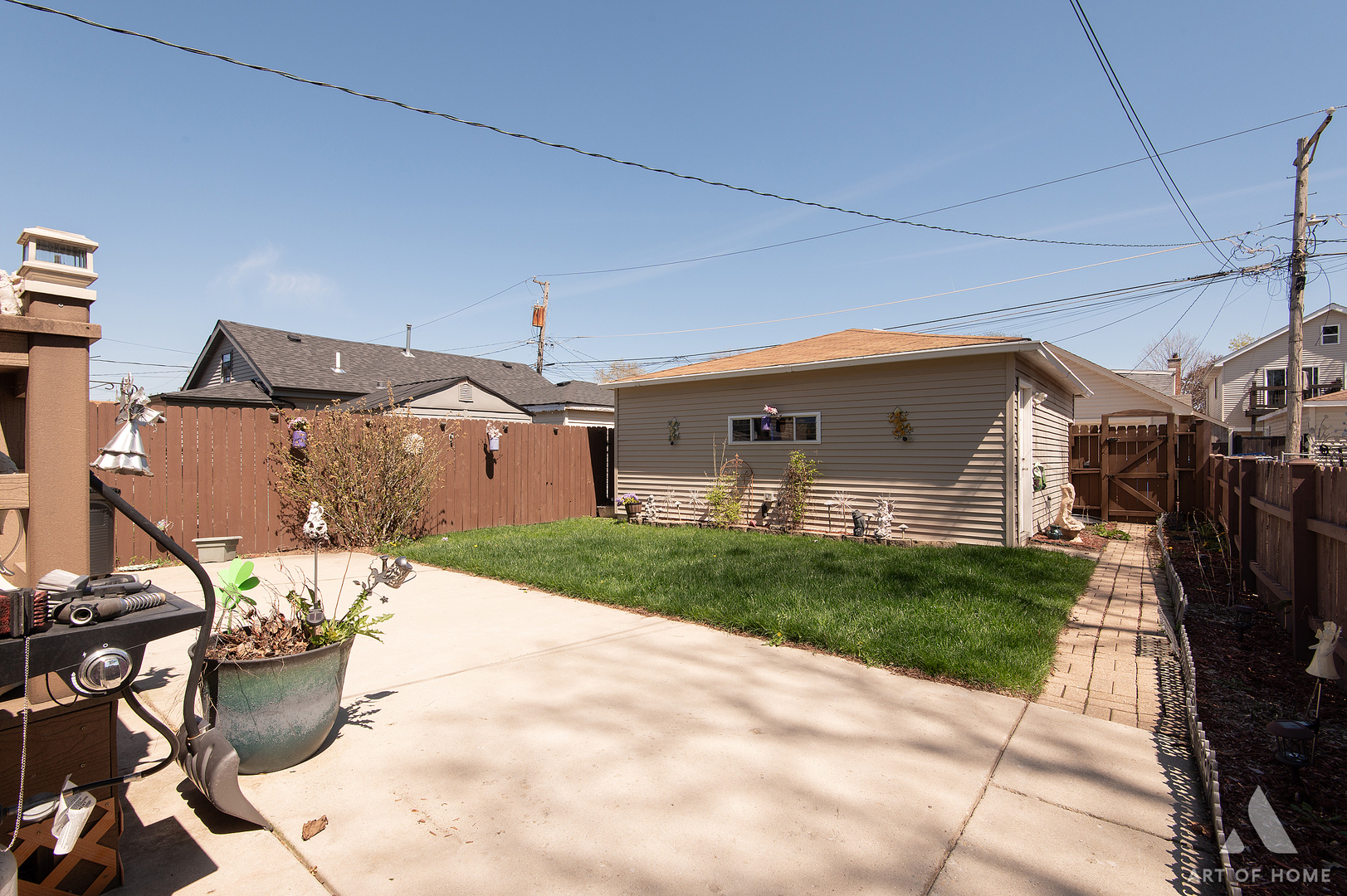 5555 S Menard Avenue, Chicago, IL 60638