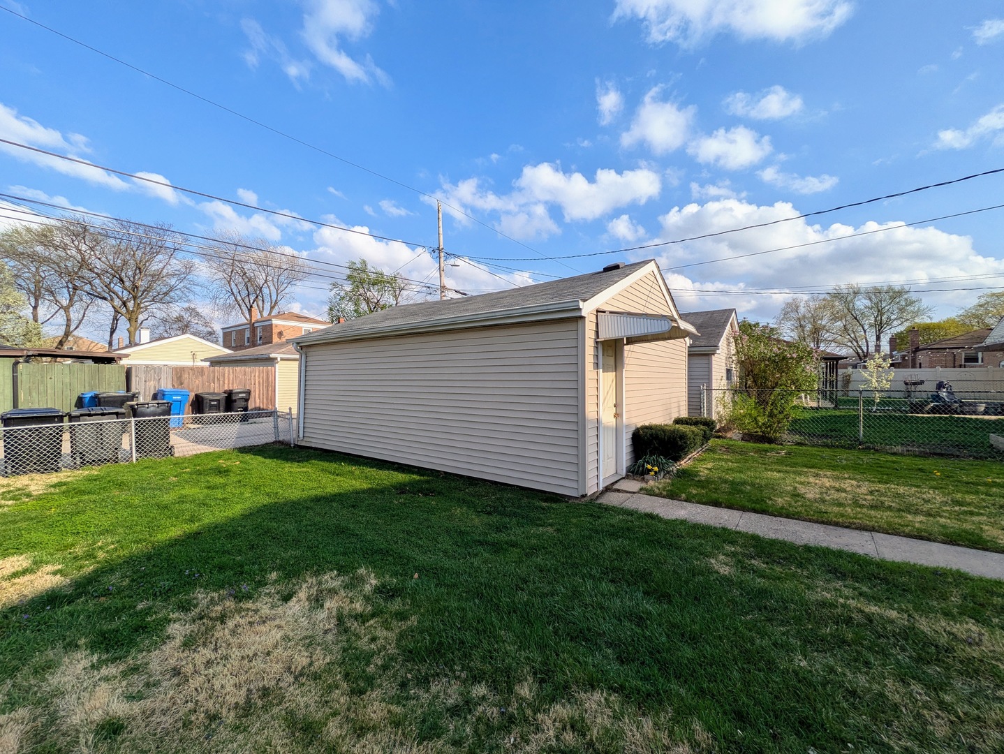 5739 S Mayfield Avenue, Chicago, IL 60638