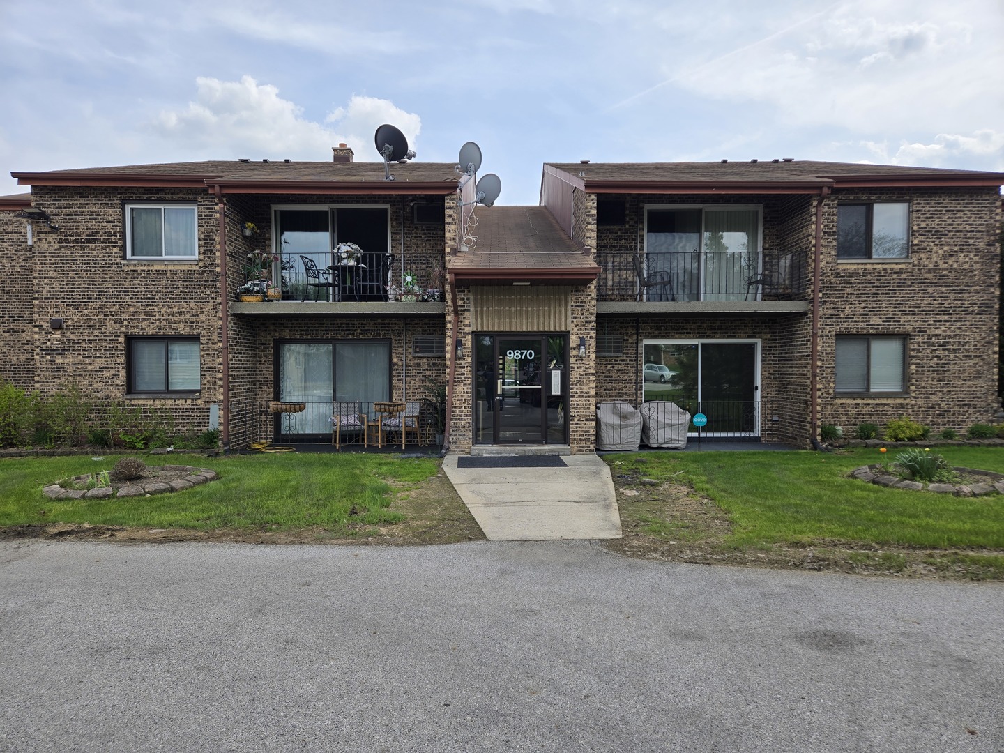 9870 Cordoba Court #1B, Orland Park, IL 60462