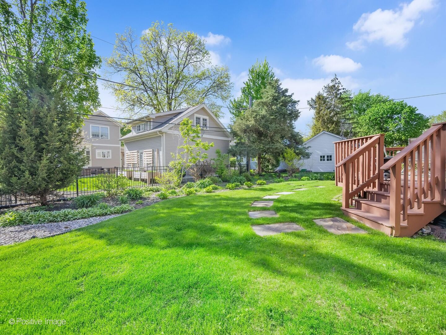 620 S Waiola Avenue, La Grange, IL 60525