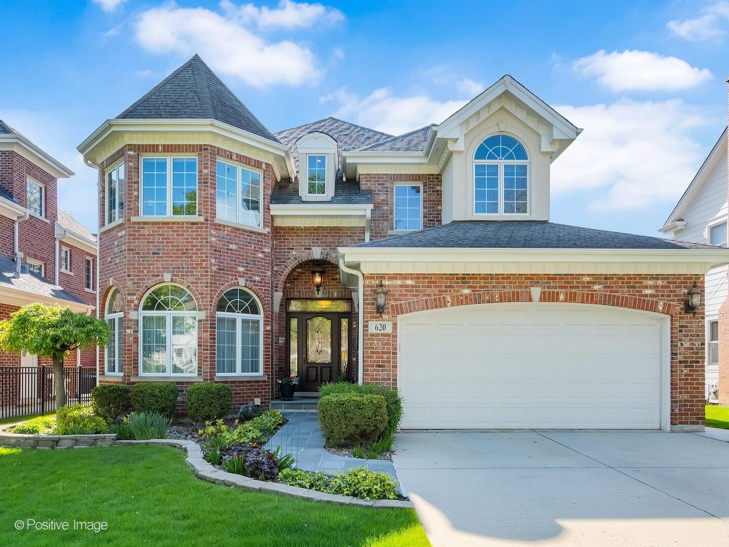 620 S Waiola Avenue, La Grange, IL 60525