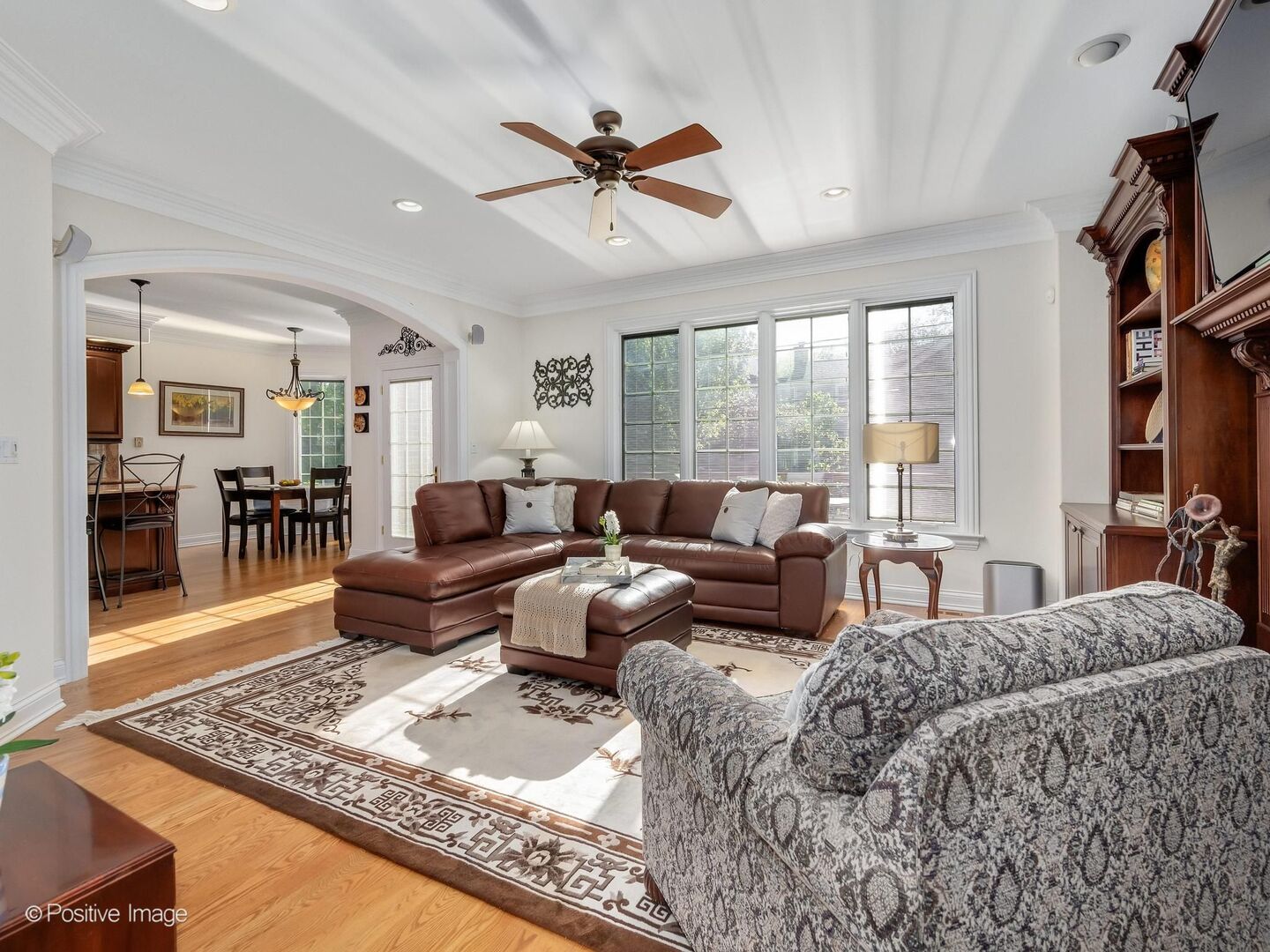 620 S Waiola Avenue, La Grange, IL 60525