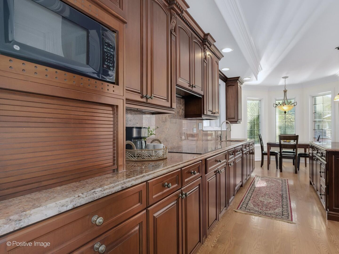 620 S Waiola Avenue, La Grange, IL 60525