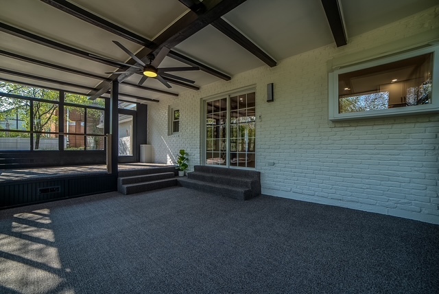 19W071 Avenue Chateaux, Oak Brook, IL 60523