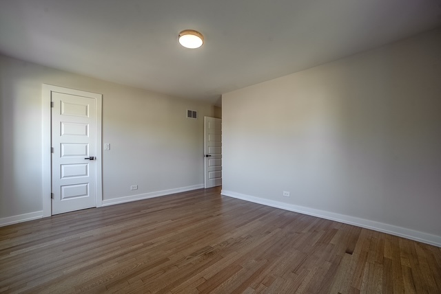 19W071 Avenue Chateaux, Oak Brook, IL 60523