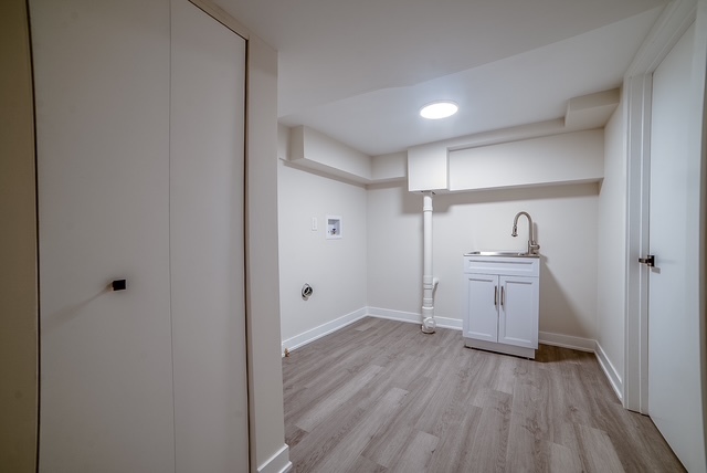 19W071 Avenue Chateaux, Oak Brook, IL 60523