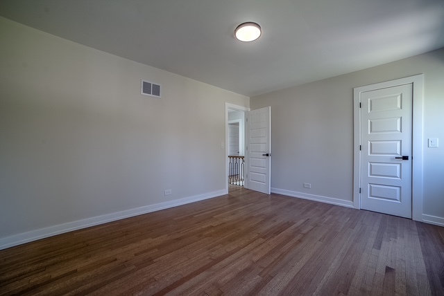 19W071 Avenue Chateaux, Oak Brook, IL 60523