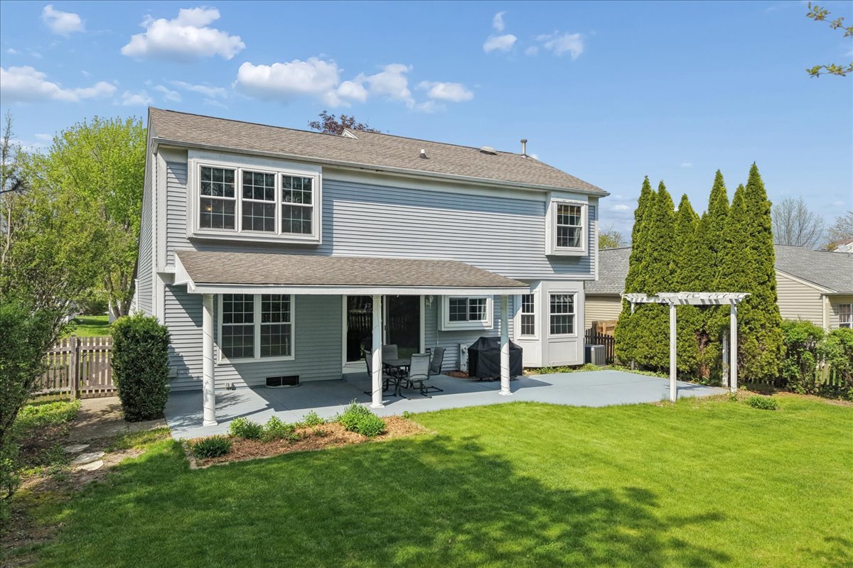 2655 Lindrick Lane, Aurora, IL 60504