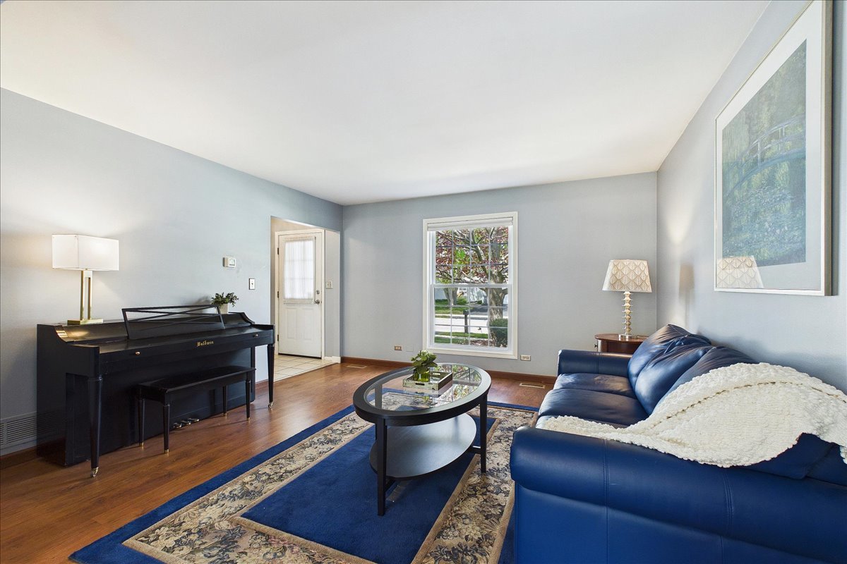 2655 Lindrick Lane, Aurora, IL 60504