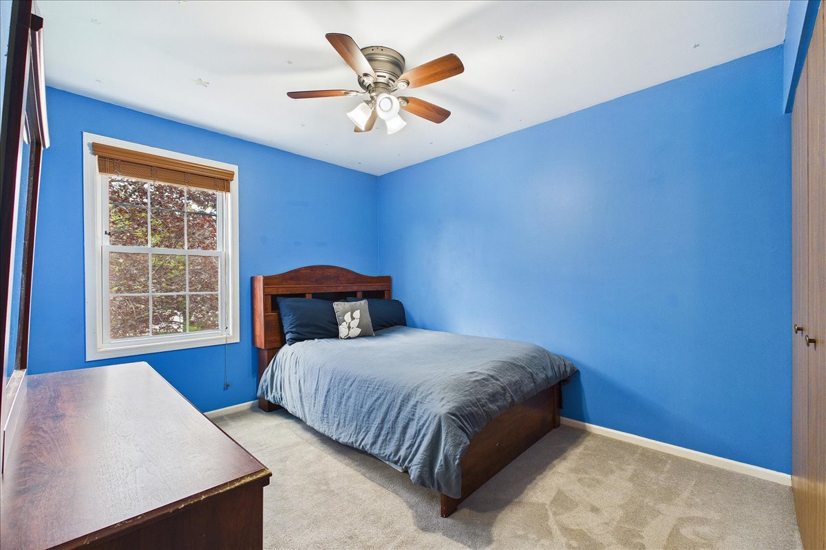 2655 Lindrick Lane, Aurora, IL 60504