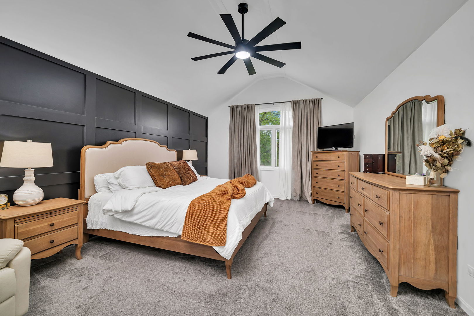 6 W Wend Street, Lemont, IL 60439