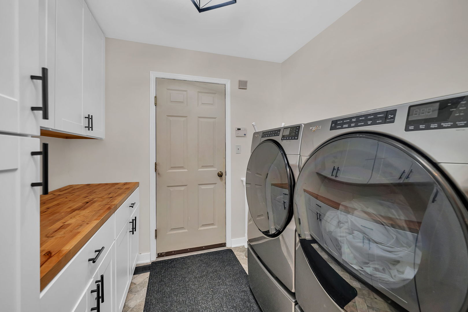 6 W Wend Street, Lemont, IL 60439