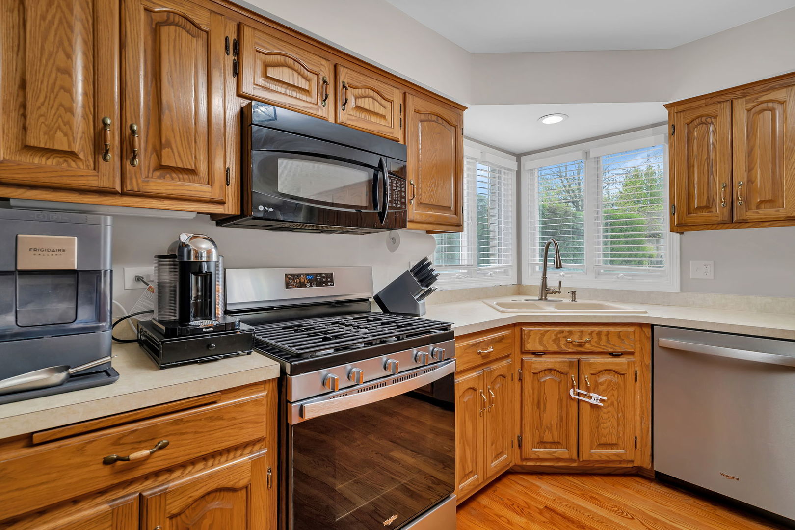 6 W Wend Street, Lemont, IL 60439