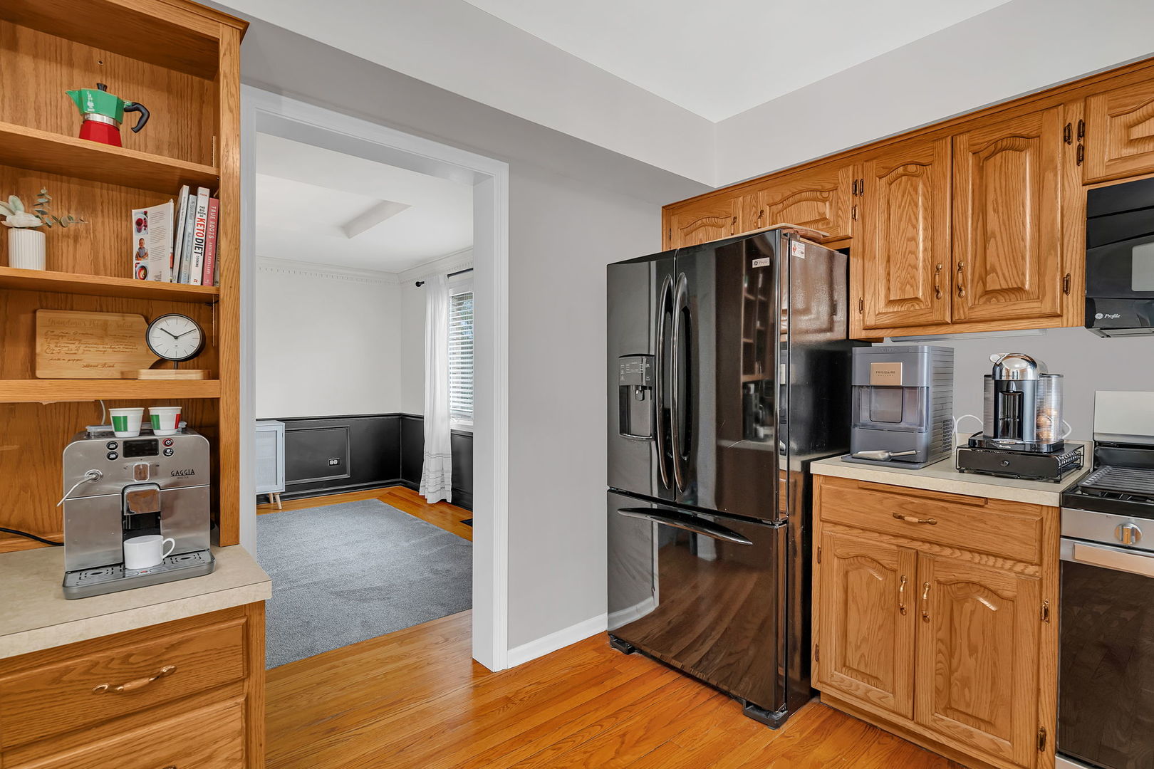 6 W Wend Street, Lemont, IL 60439