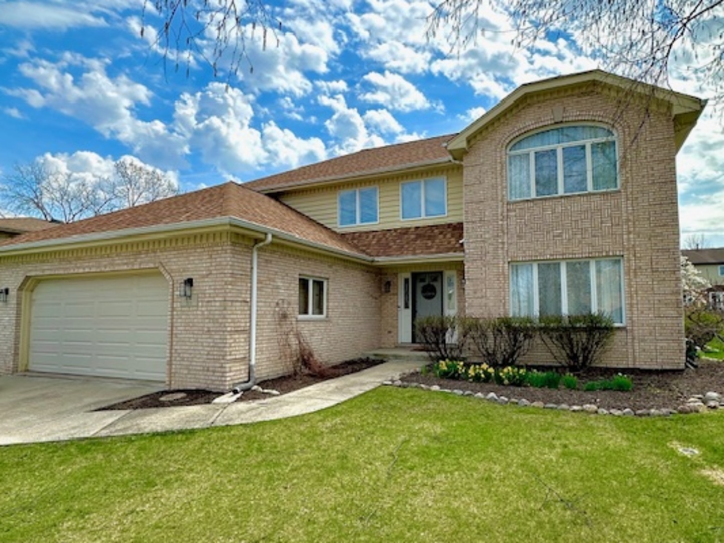 6 W Wend Street, Lemont, IL 60439