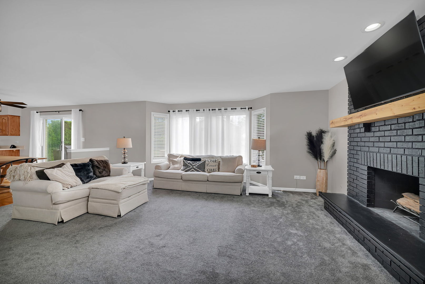 6 W Wend Street, Lemont, IL 60439