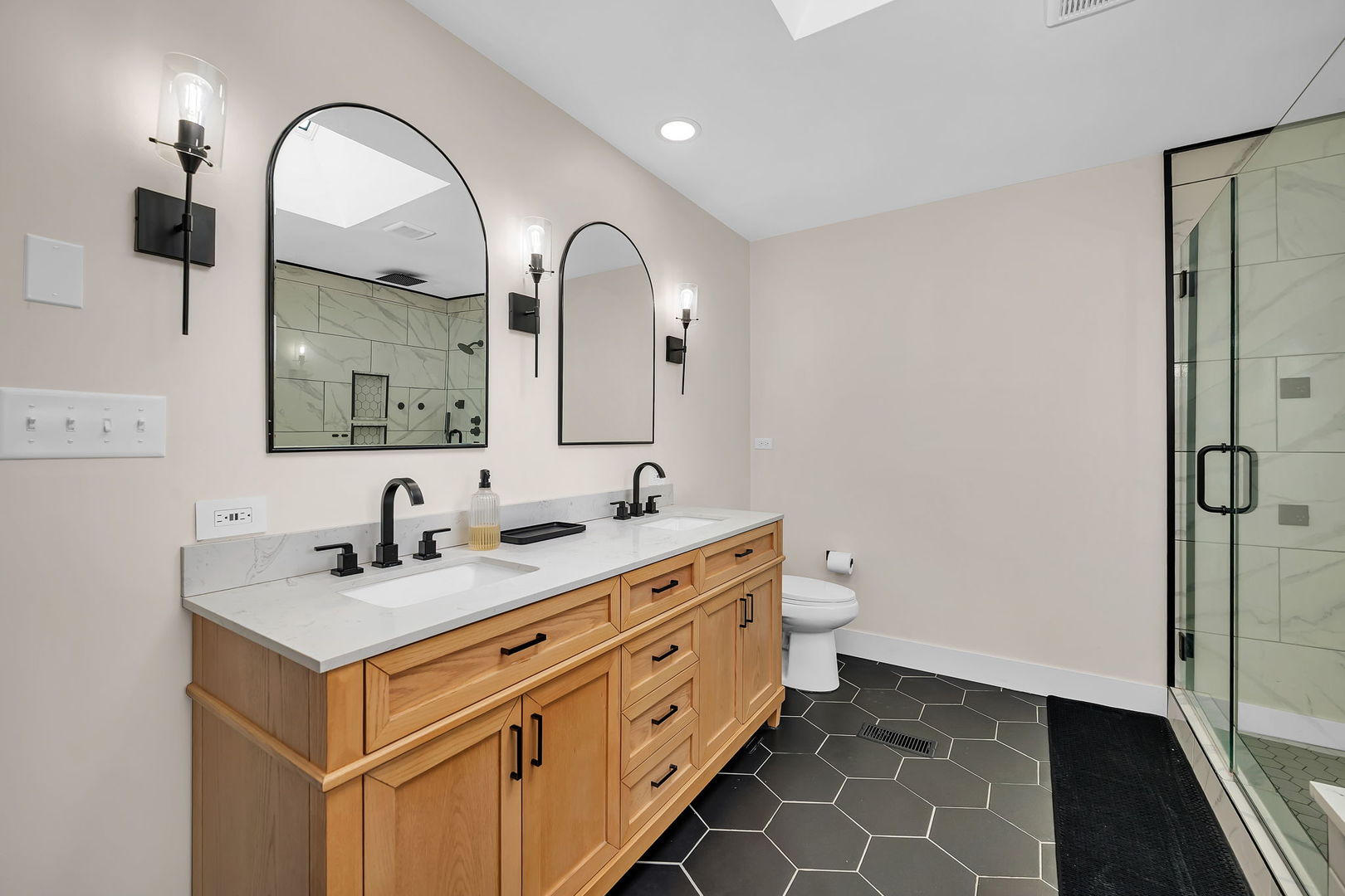 6 W Wend Street, Lemont, IL 60439