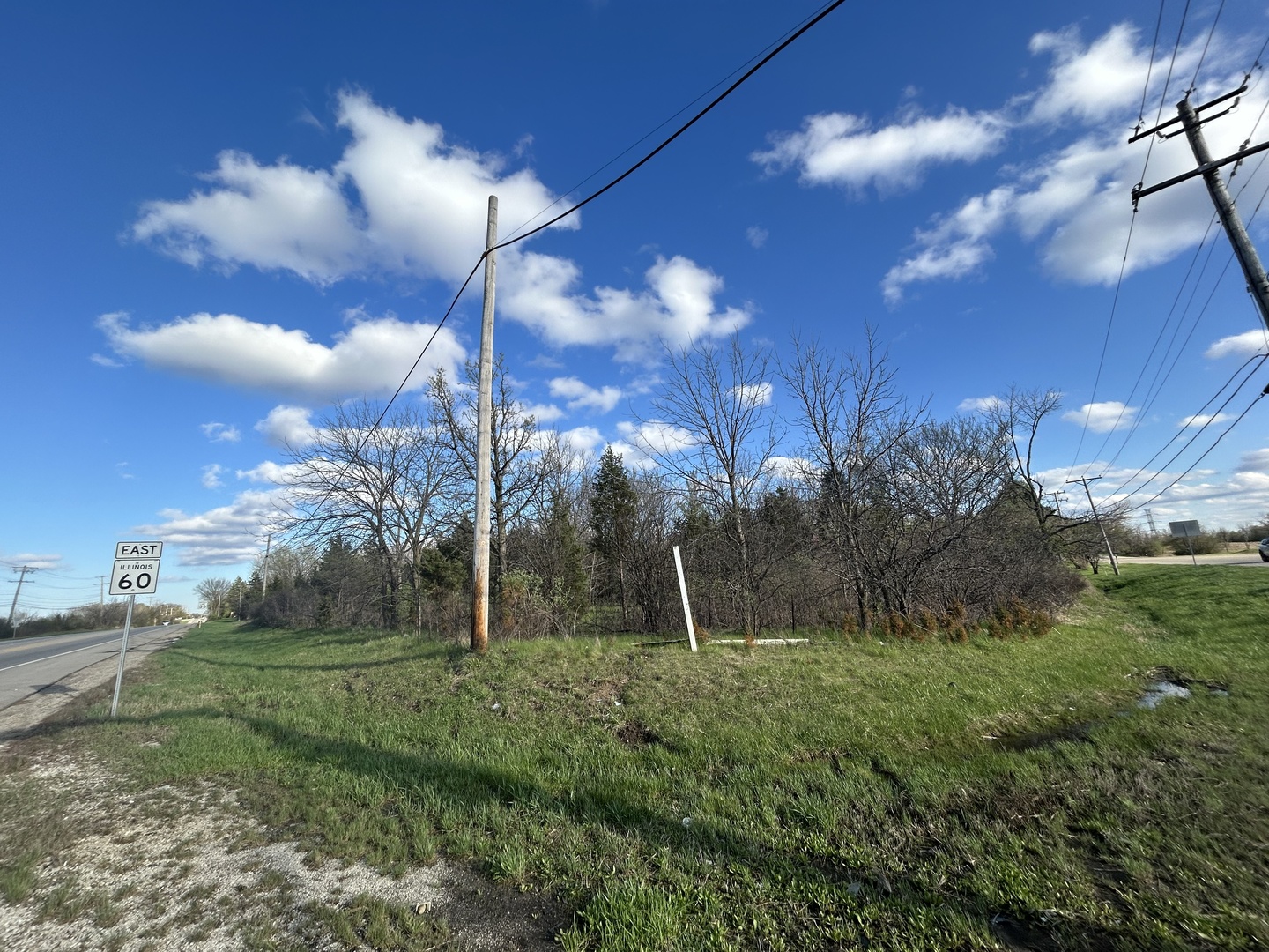 31101 N Fairfield Road, Grayslake, IL 60030