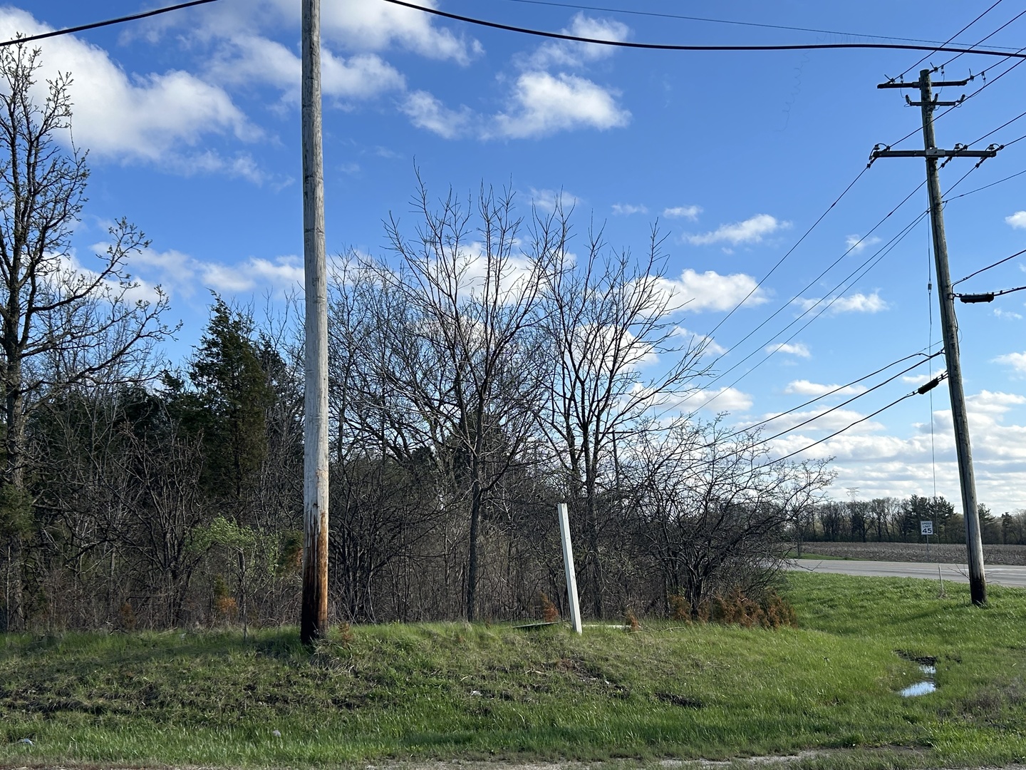 31101 N Fairfield Road, Grayslake, IL 60030