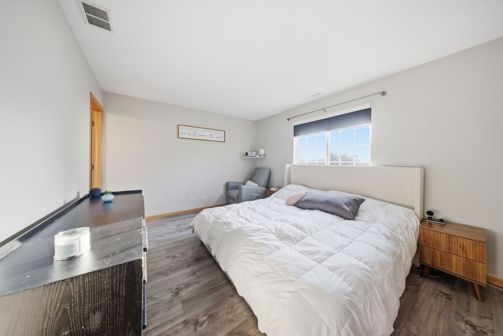 1203 Violet Lane, Joliet, IL 60431