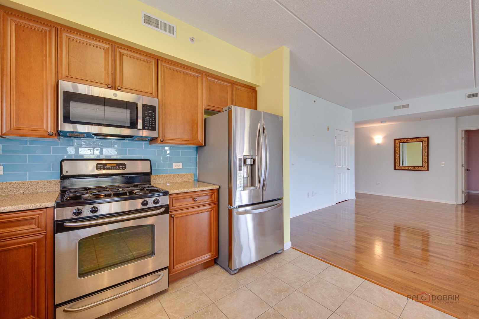 Des Plaines, IL 60016