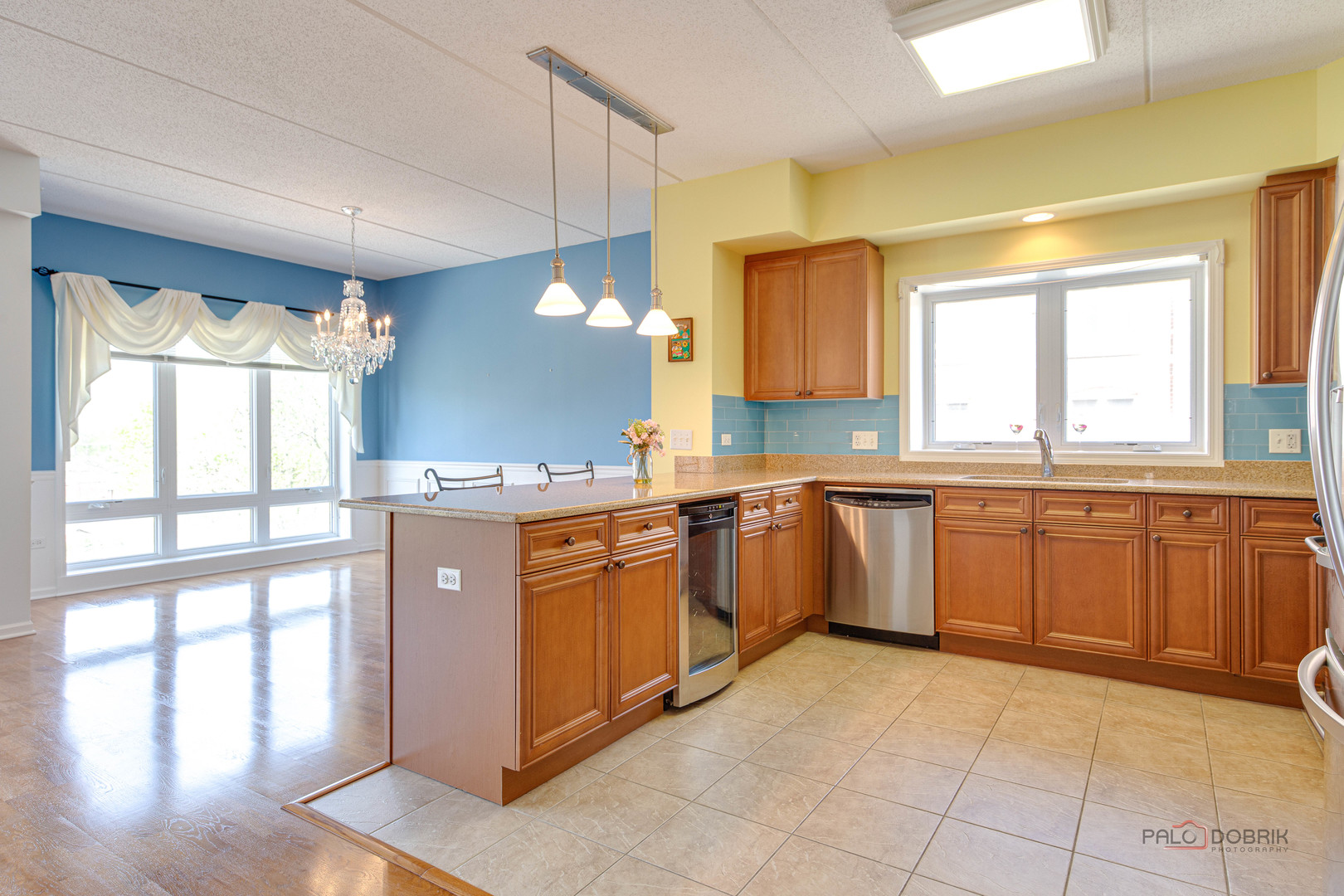 Des Plaines, IL 60016