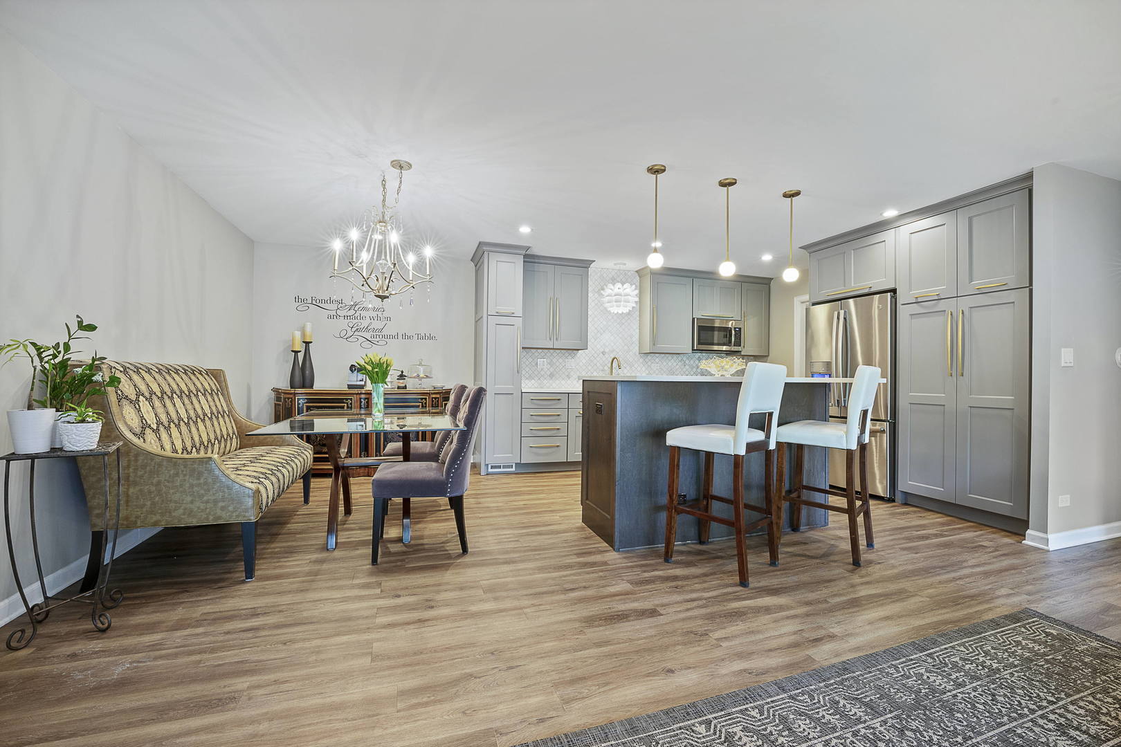 2 Oak Brook Club Drive #C310, Oak Brook, IL 60523