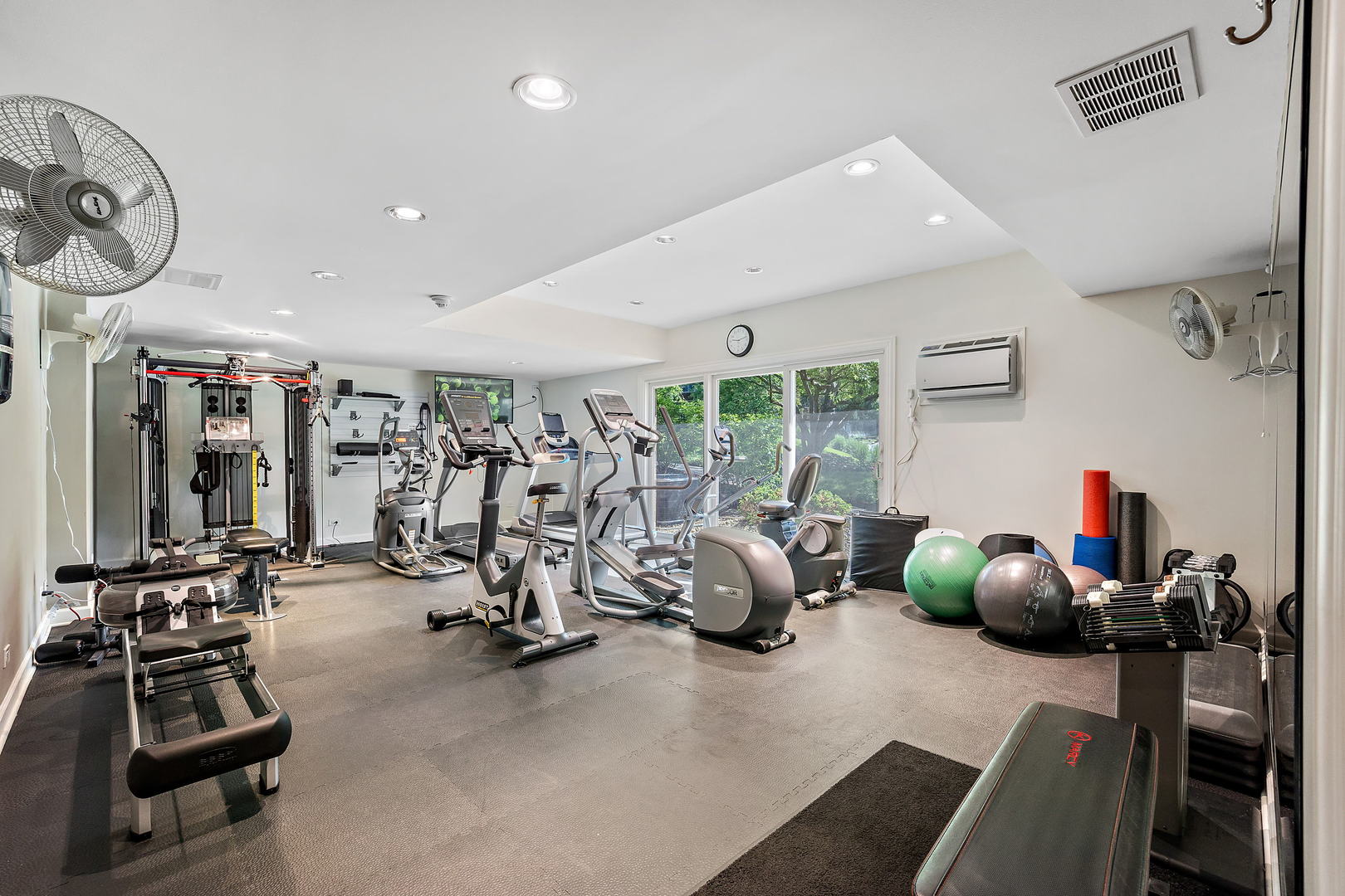 2 Oak Brook Club Drive #C310, Oak Brook, IL 60523