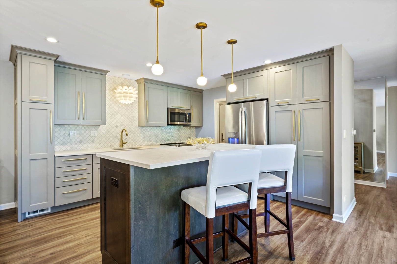 2 Oak Brook Club Drive #C310, Oak Brook, IL 60523