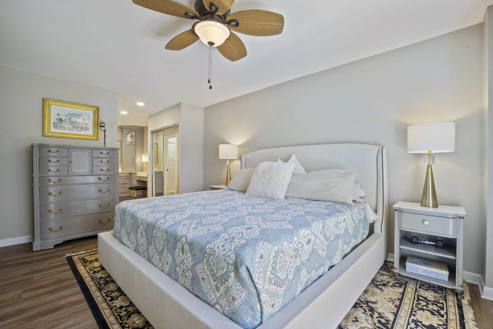 2 Oak Brook Club Drive #C310, Oak Brook, IL 60523