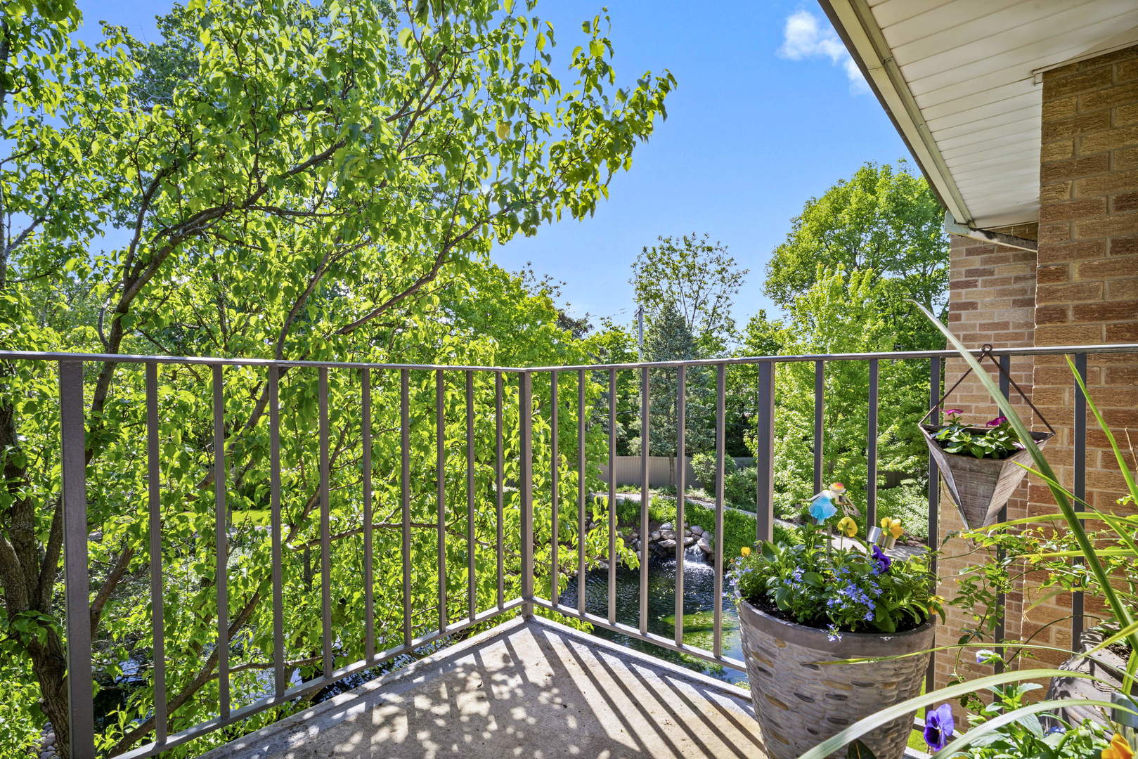 2 Oak Brook Club Drive #C310, Oak Brook, IL 60523