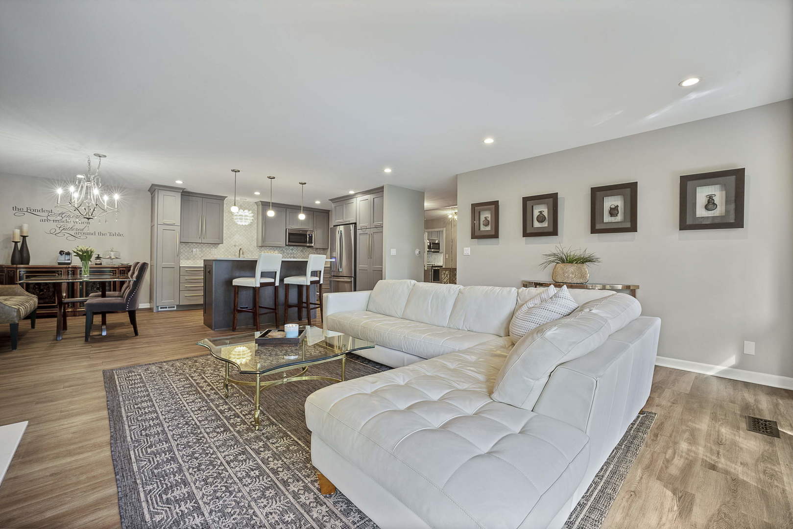 2 Oak Brook Club Drive #C310, Oak Brook, IL 60523