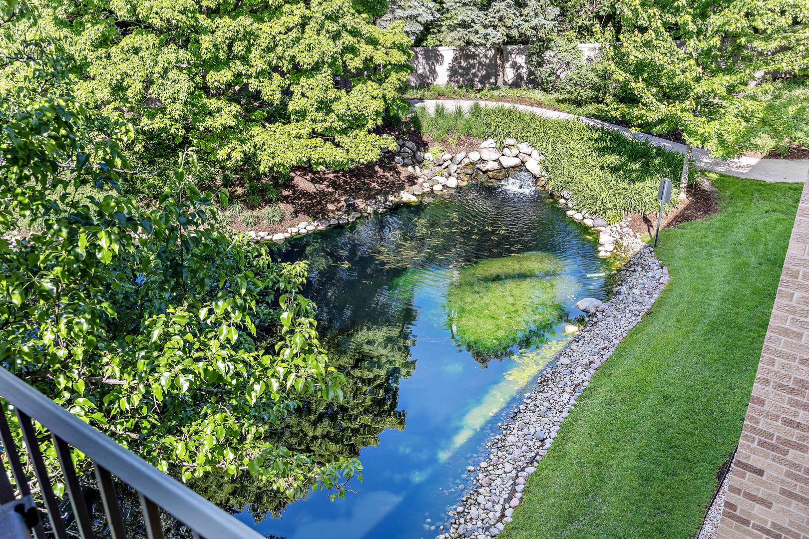 2 Oak Brook Club Drive #C310, Oak Brook, IL 60523