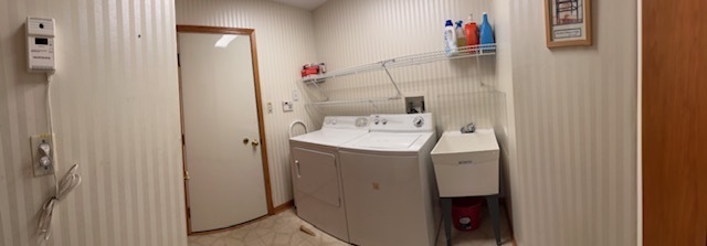 6620 S Pond View Drive, Tinley Park, IL 60477