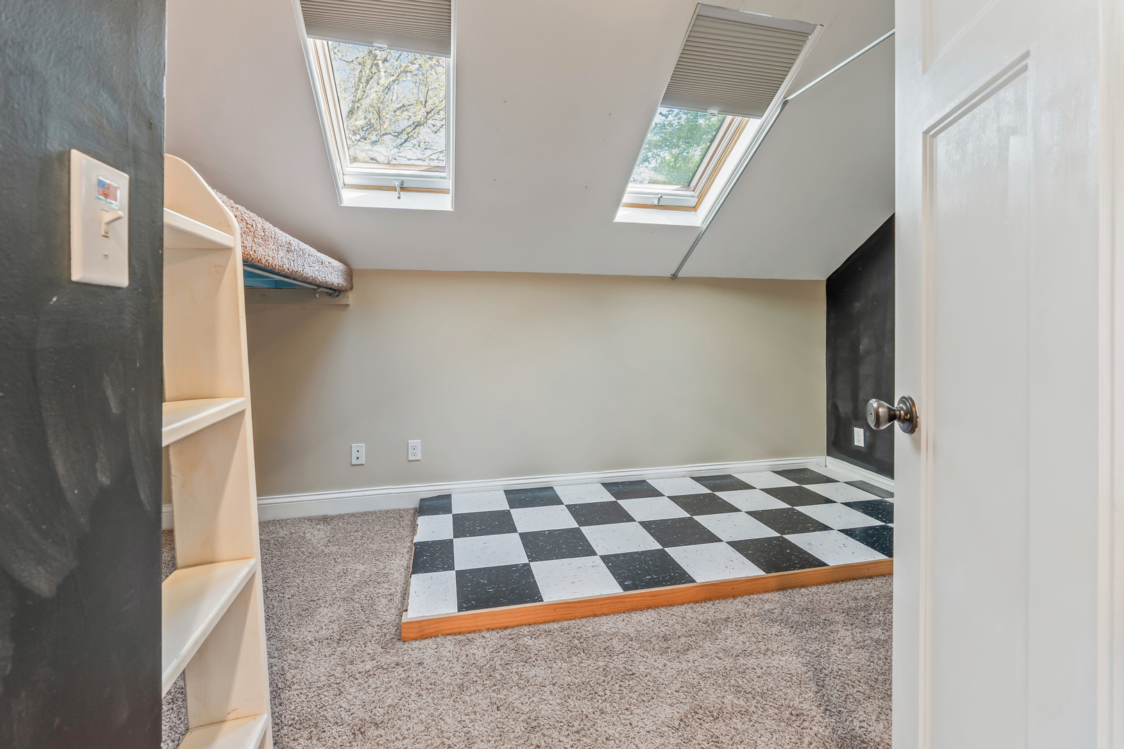 1307 S Linden Street, Normal, IL 61761