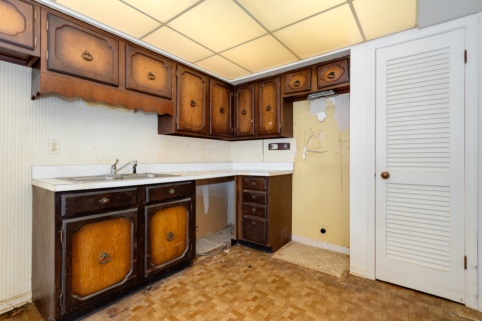9821 S Keeler Avenue #A, Oak Lawn, IL 60453