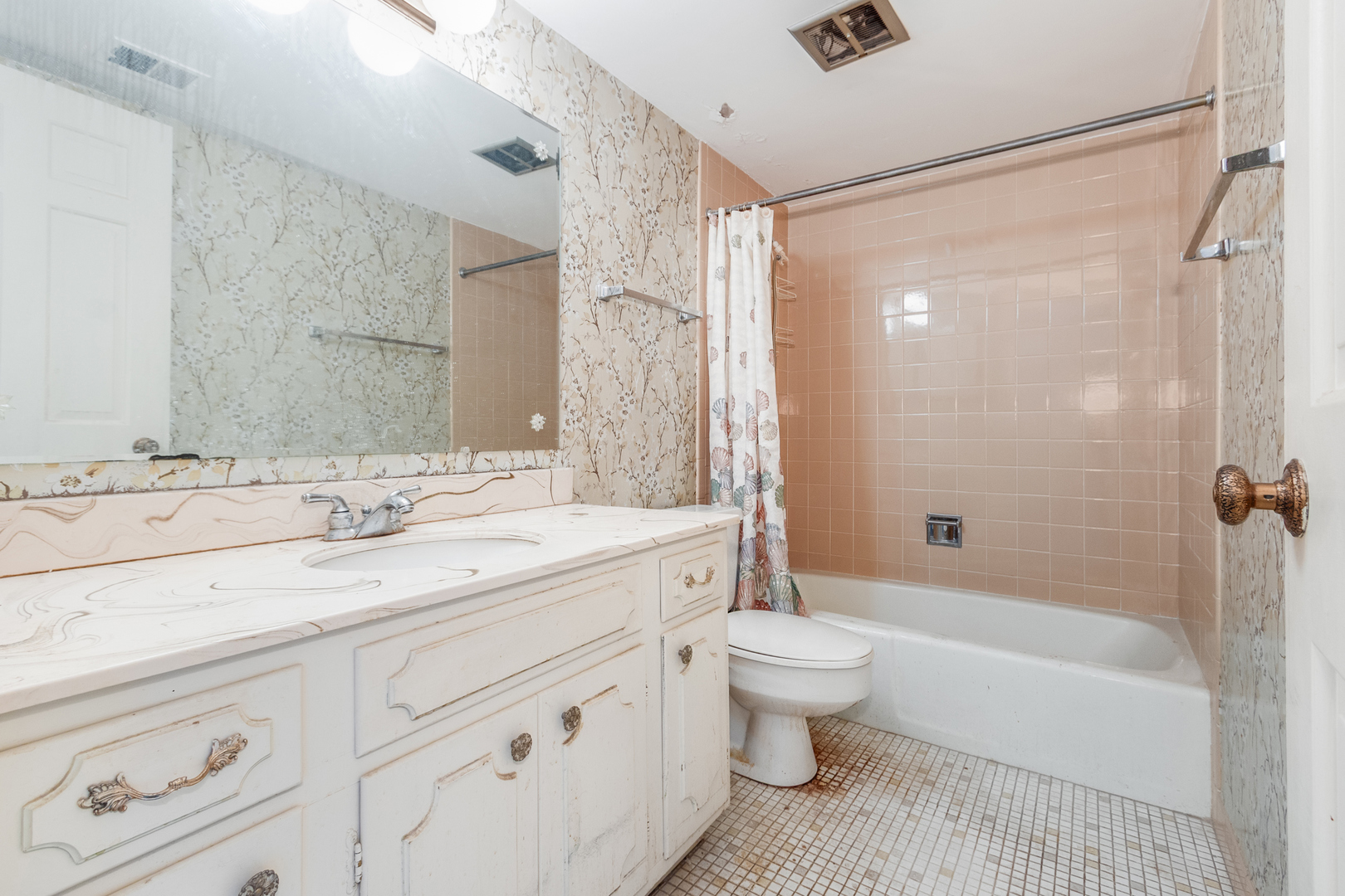 9821 S Keeler Avenue #A, Oak Lawn, IL 60453