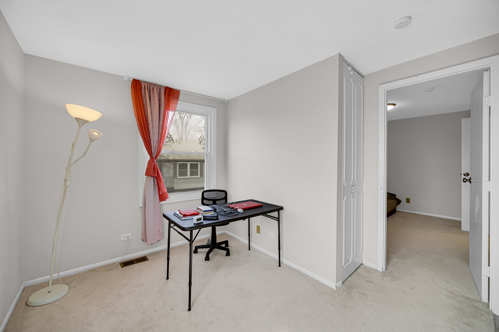 611 Kendall Court, Schaumburg, IL 60194