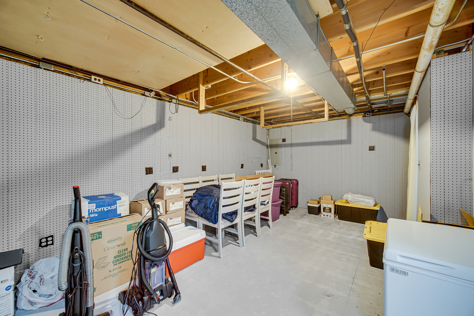 611 Kendall Court, Schaumburg, IL 60194