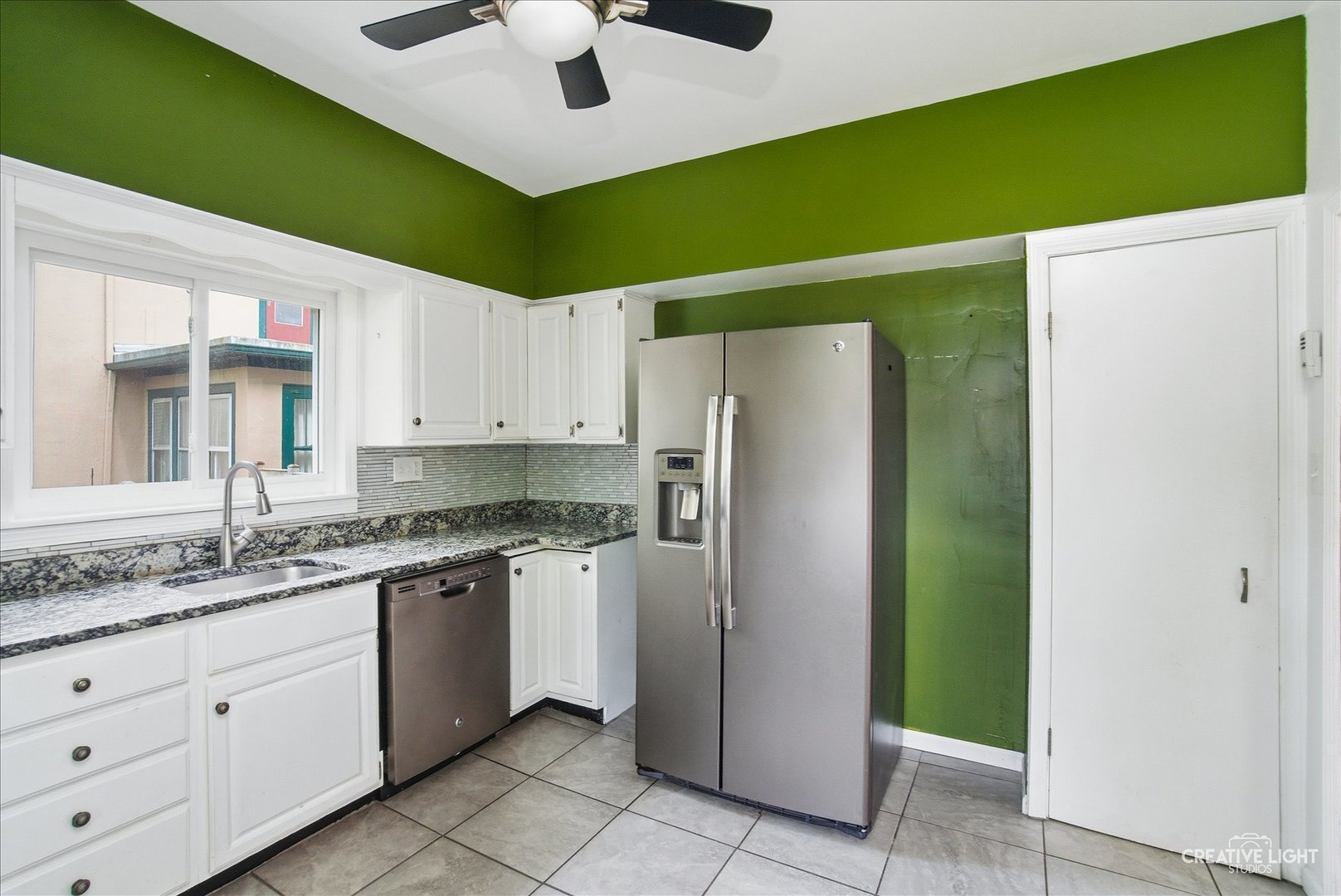 906 Garfield Avenue, Aurora, IL 60506