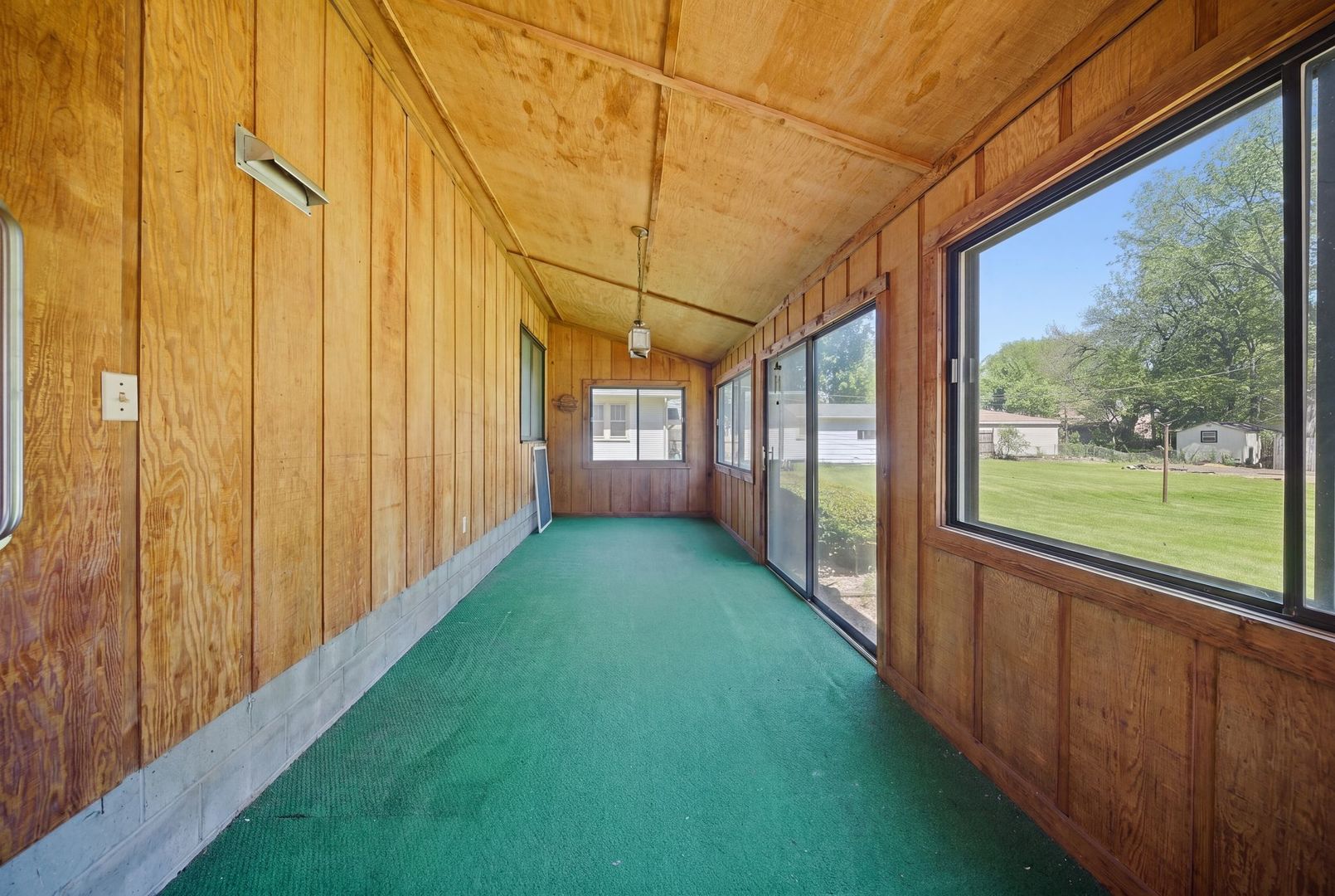1356 Fifth Street, Montgomery, IL 60538