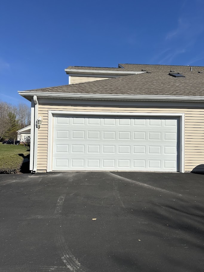 1405 Hidden Grove Circle #1405, Joliet, IL 60435