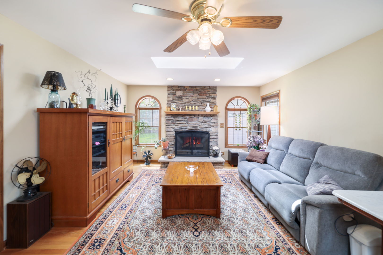 29 W Goebel Drive, Lombard, IL 60148