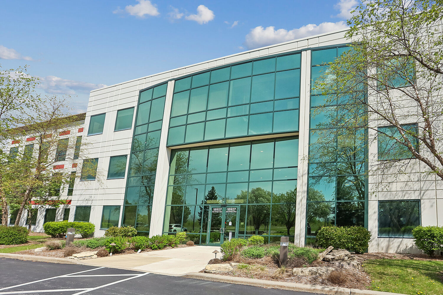 18927 Hickory Creek Drive #110, Mokena, IL 60448