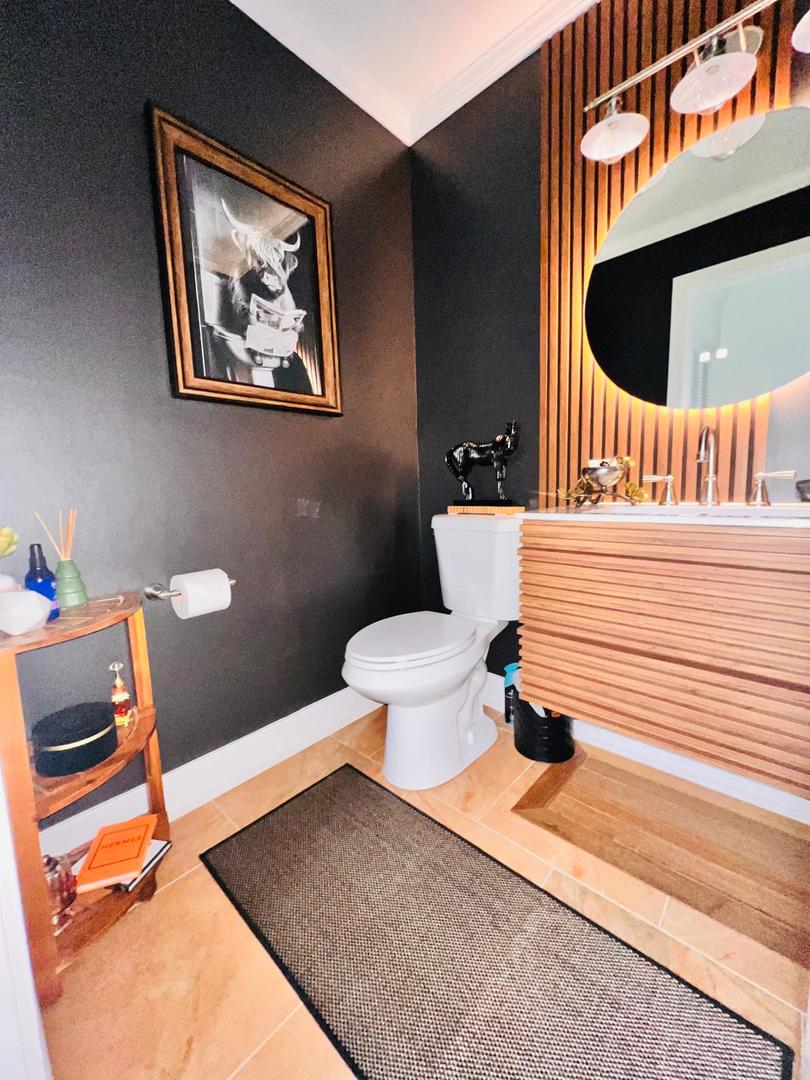 1174 N Chesapeake Lane, Palatine, IL 60074