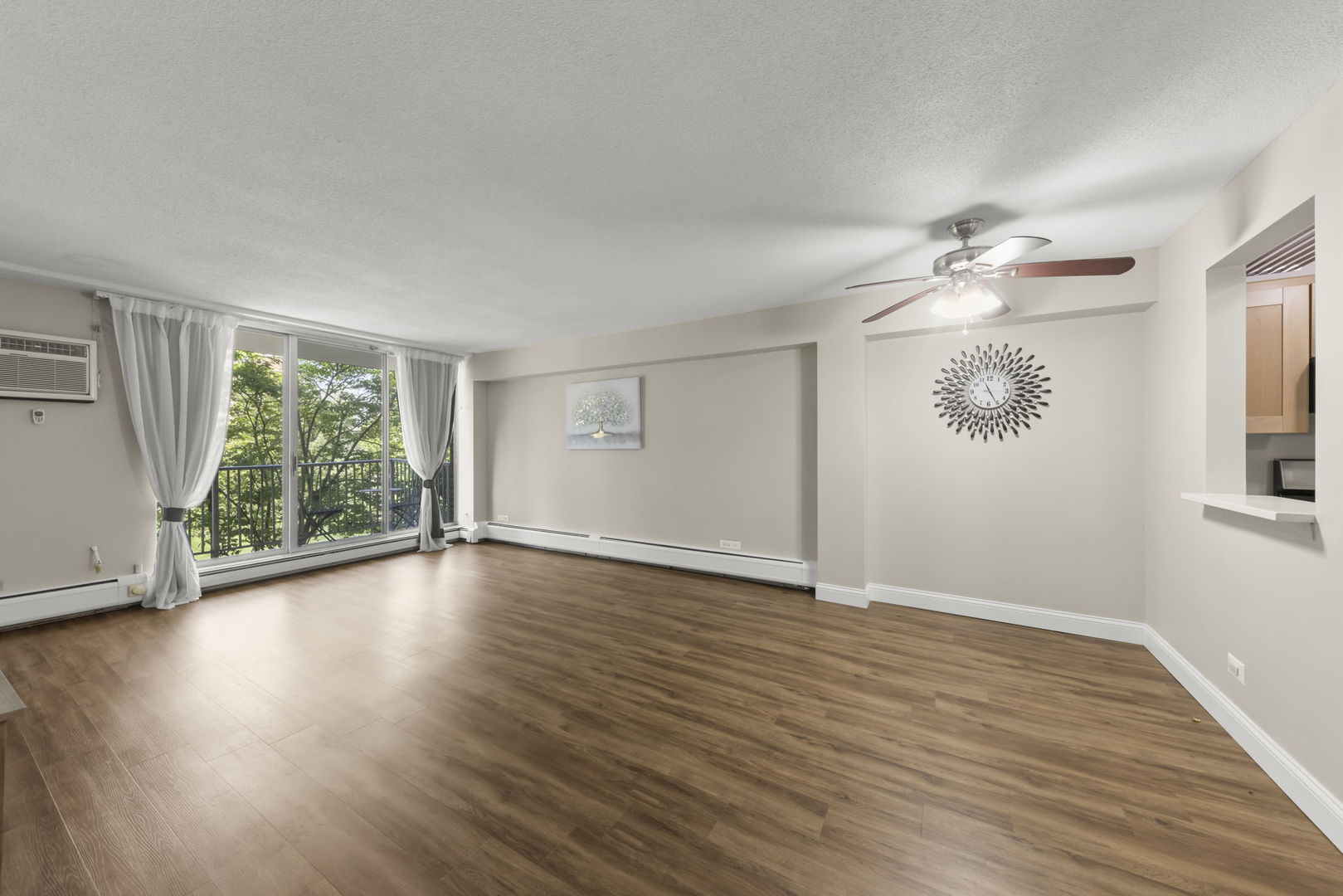 2222 S Stewart Avenue #2F, Lombard, IL 60148