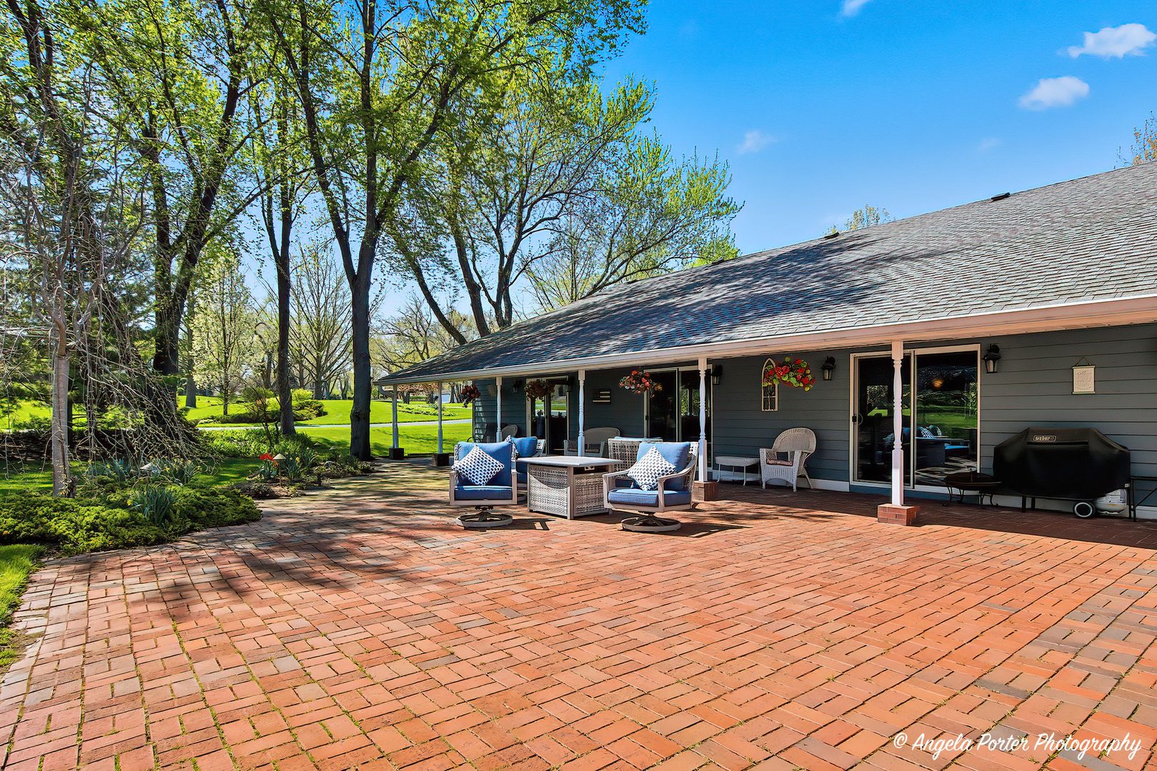 40498 N Sunset Drive, Antioch, IL 60002