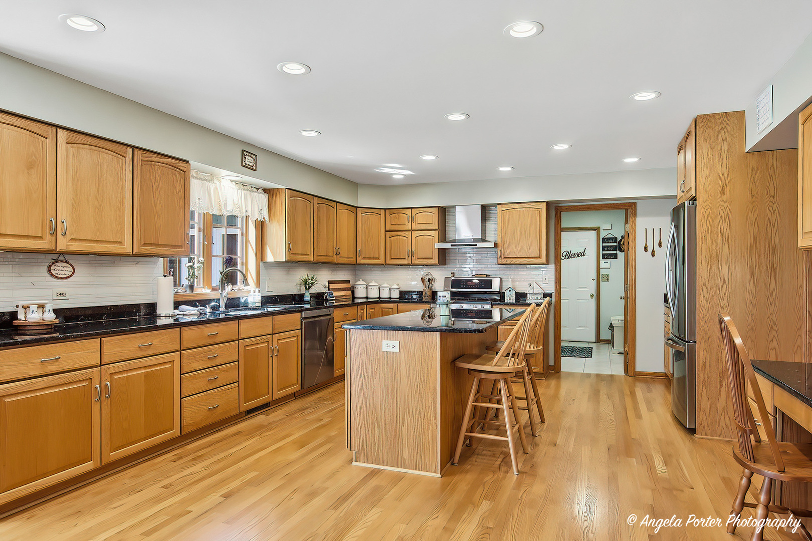 40498 N Sunset Drive, Antioch, IL 60002