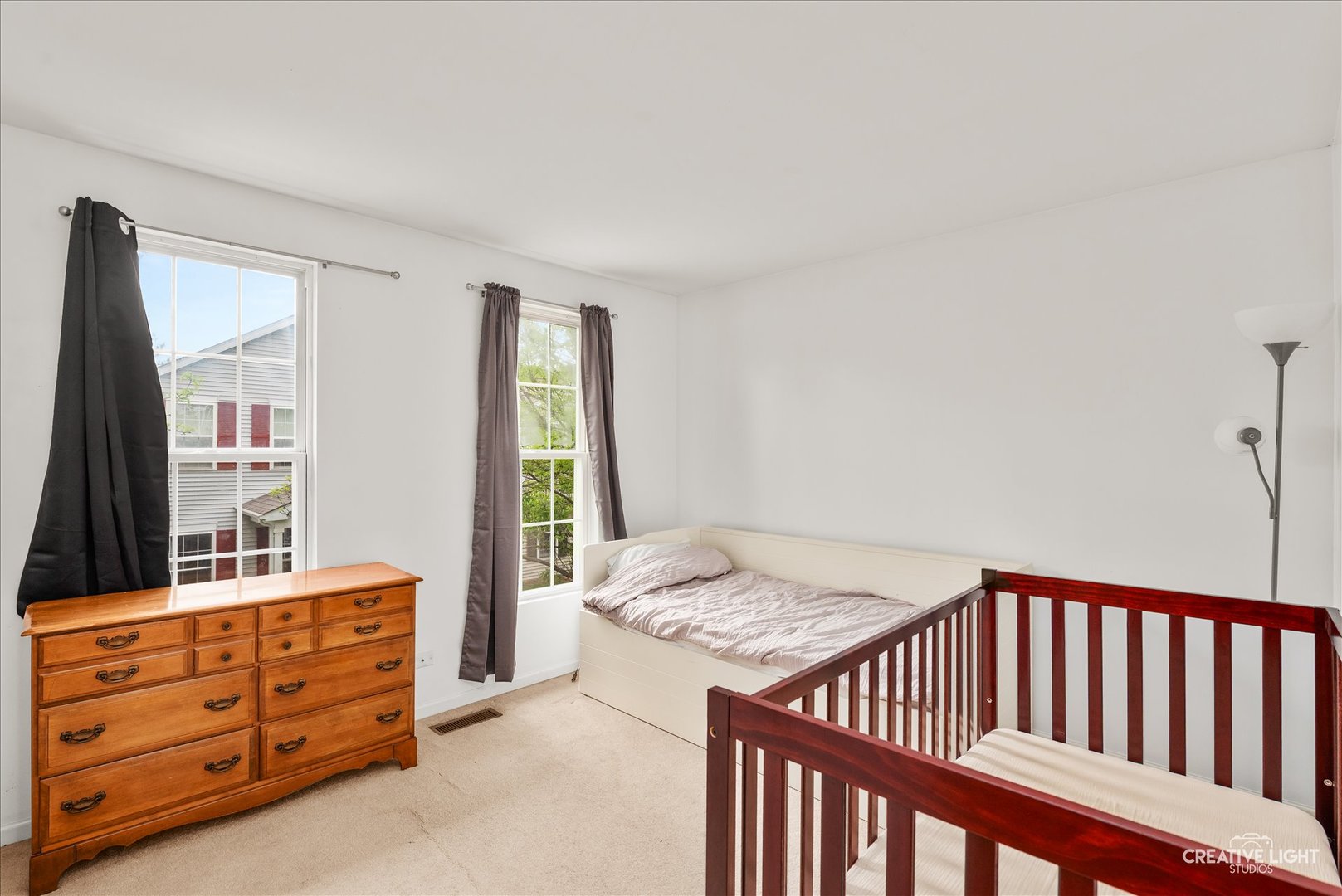 241 W Washington Street, Oswego, IL 60543