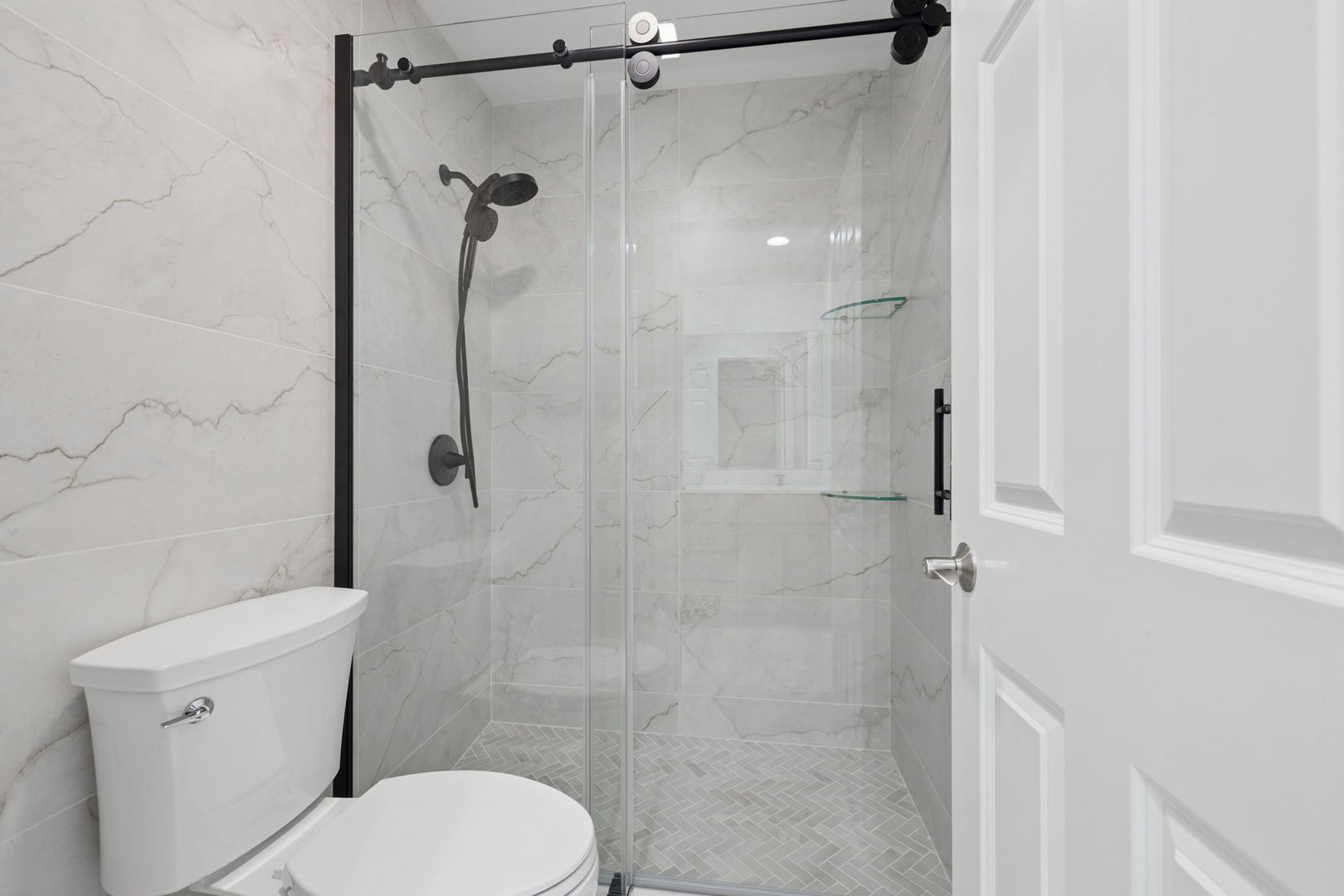 824 Megan Court, Westmont, IL 60559